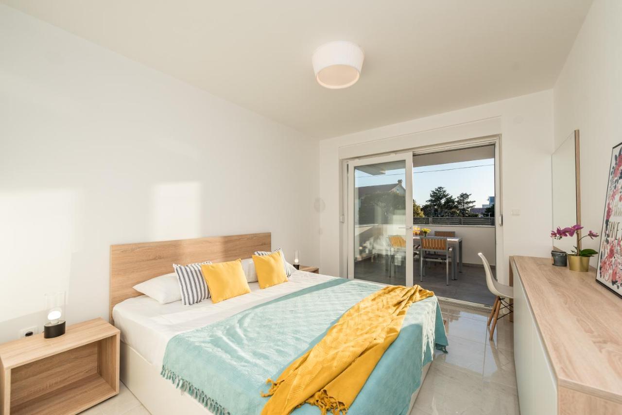 Villa Lena Luxury Apartments Novalja Exterior photo